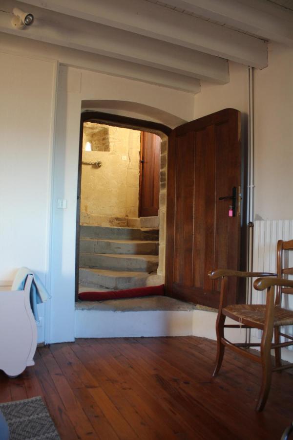 former Sunan airport Manoir De La Ventiniere Bed & Breakfast エクステリア 写真